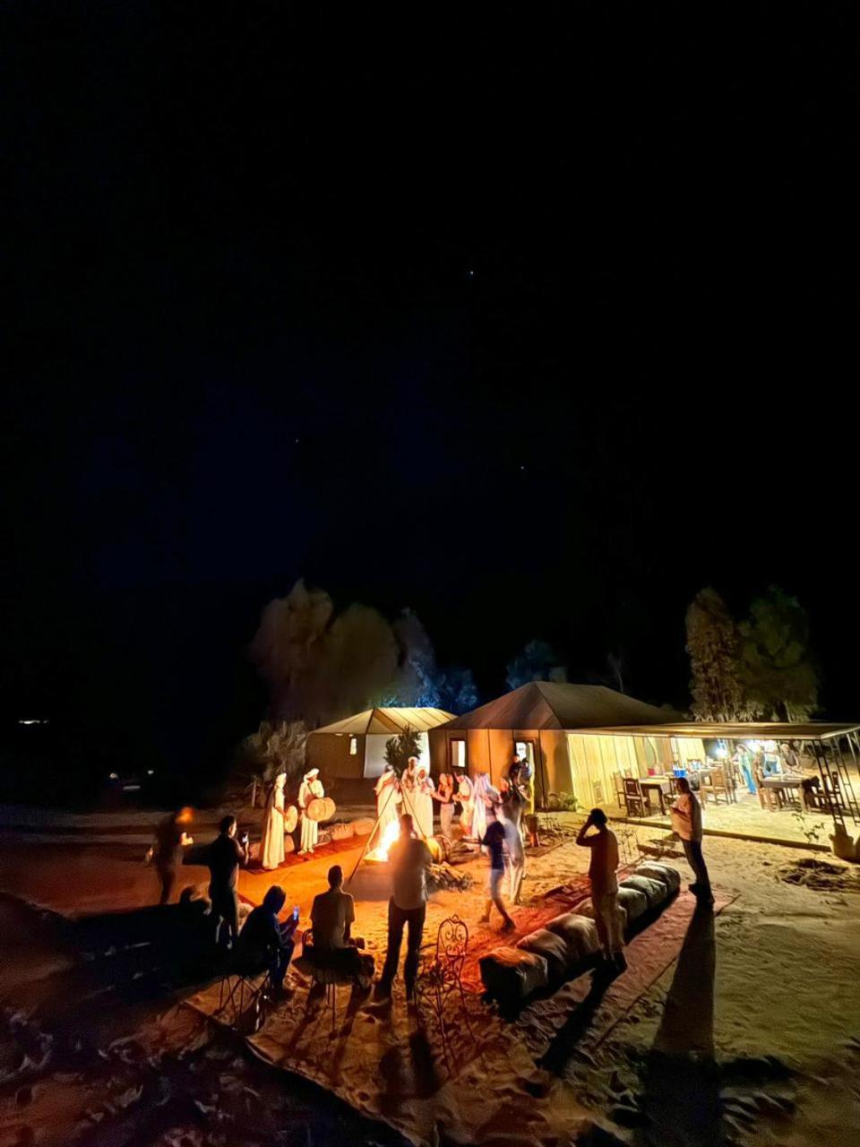 Sahara Vibes Luxury Camp Villa Merzouga Eksteriør billede